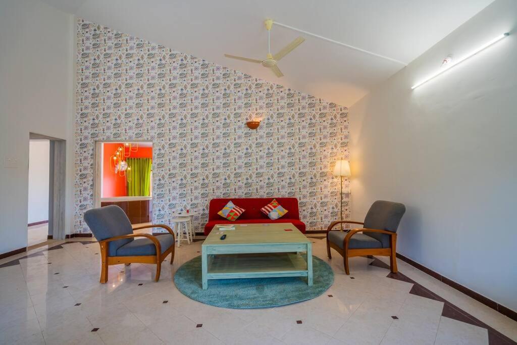 Gandaulim Lake View Villa المظهر الخارجي الصورة