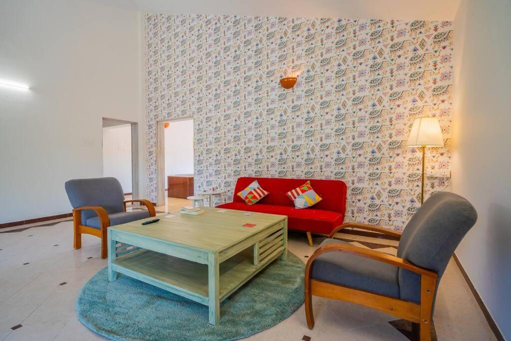 Gandaulim Lake View Villa المظهر الخارجي الصورة